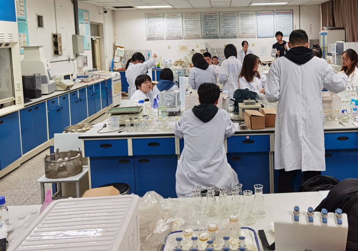 细胞与分子生物学教学实验室介绍